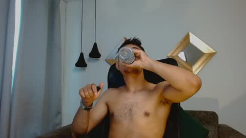 Vezx online show from April 1, 2026, 6:49 pm