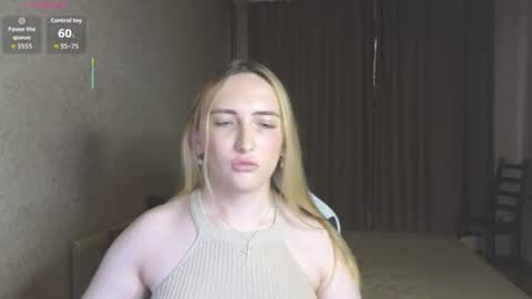 vi_luxxxy online show from July 23, 2026, 2:09 am