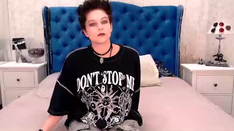 Via online show from July 20, 2026, 11:51 pm