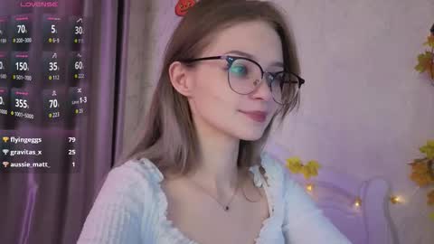 Snapshot of vialeta_baby chatting on November 5, 2025, 10:54 pm Vi online show from November 5, 2025, 10:54 pm