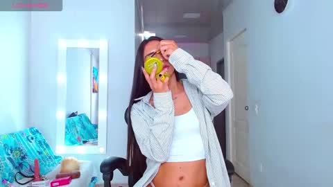 Ariana  online show from November 23, 2025, 4:40 pm