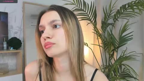 Mikky online show from March 3, 2025, 2:26 pm