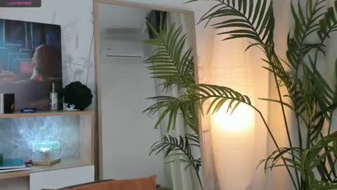 Mikky online show from March 6, 2025, 11:47 am