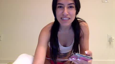 Snapshot of vibingwithchloe chatting on December 12, 2024, 7:08 am chloe online show from December 12, 2024, 7:08 am