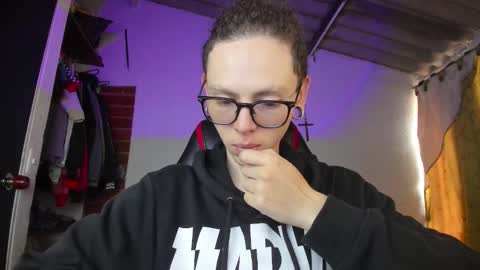 Snapshot of vicent_brais chatting on February 23, 2026, 12:57 pm Vicent Brais online show from February 23, 2026, 12:57 pm