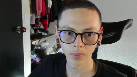 Vicent Brais online show from April 14, 2026, 7:42 pm