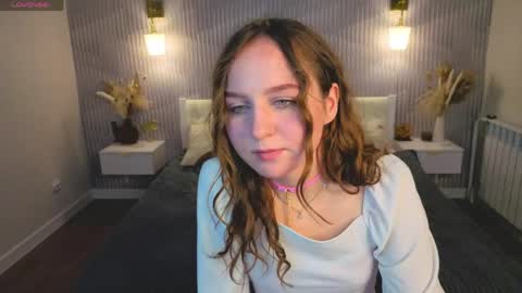 vicki_milles online show from May 11, 2026, 9:04 am