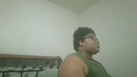 Snapshot of vickiryder56 chatting on April 13, 2026, 2:06 am vickiryder56 online show from April 13, 2026, 2:06 am
