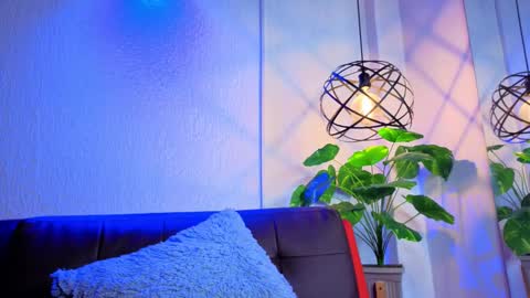 VICTORIA online show from October 21, 2025, 8:42 pm