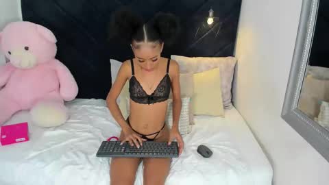 Vicky Castillo online show from May 29, 2026, 10:19 pm