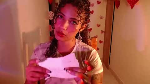 Vicky  online show from February 21, 2025, 1:33 am