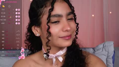 vicky_curly online show from October 5, 2025, 6:34 am