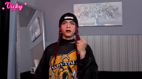  Vicky  online show from February 25, 2026, 2:37 pm