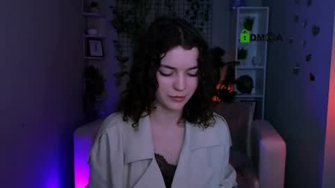 vicky_kim online show from June 17, 2026, 12:40 pm