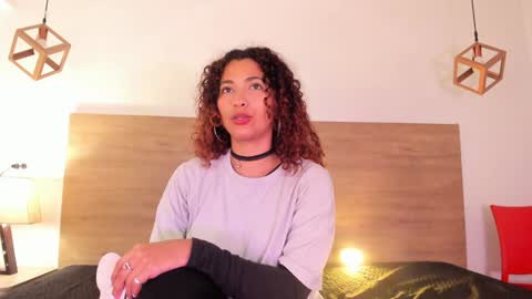 Snapshot of vicky_rojas chatting on December 6, 2024, 1:22 pm Victory TOMORROW AM online show from December 6, 2024, 1:22 pm