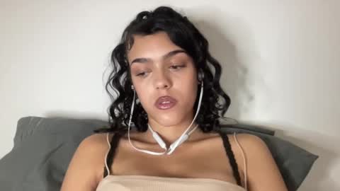 Goddess Victory  online show from January 12, 2025, 5:13 am