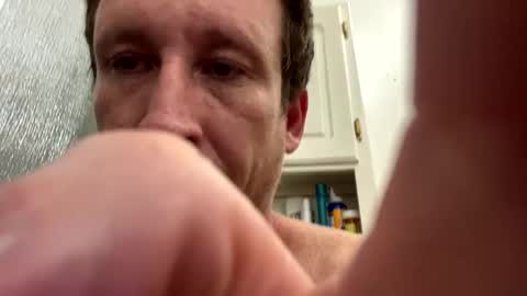 vicrobertson595 online show from October 7, 2025, 3:58 am