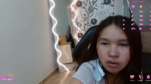 victoria1_tay online show from May 18, 2026, 12:00 pm