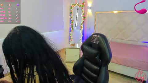 victoria1_tay online show from July 21, 2026, 7:05 pm
