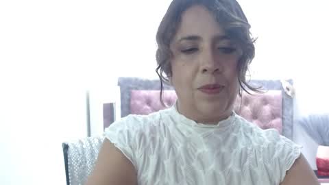 Snapshot of victoria25_meester chatting on May 2, 2026, 4:01 pm Hi guys Im victoria Be the one who can control me in PVT online show from May 2, 2026, 4:01 pm