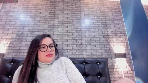 victorira online show from November 13, 2025, 7:13 pm