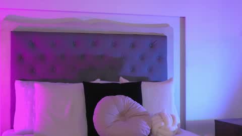 Snapshot of victoria__rossi chatting on March 6, 2025, 11:47 am online show from March 6, 2025, 11:47 am