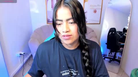 victoria_b_ online show from September 15, 2025, 8:42 pm