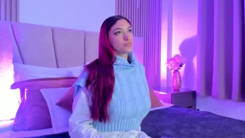 VIC online show from November 14, 2025, 11:42 am