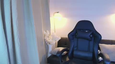 Snapshot of victoria_collinns chatting on April 28, 2026, 3:28 pm Victoria Collins online show from April 28, 2026, 3:28 pm