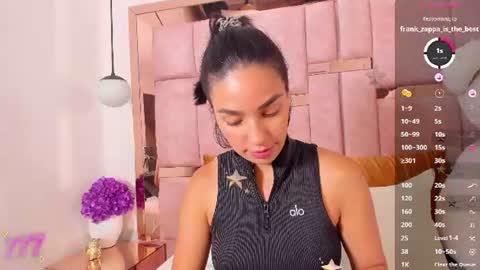 Victoria Darkova online show from July 28, 2026, 12:48 pm