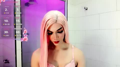 Snapshot of victoria_kastelo chatting on November 8, 2025, 7:23 pm Victoria online show from November 8, 2025, 7:23 pm