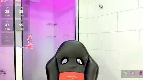 Snapshot of victoria_kastelo chatting on November 10, 2025, 7:24 pm Victoria online show from November 10, 2025, 7:24 pm