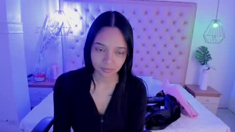 victoria_kitt online show from November 7, 2025, 3:01 pm