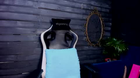 VICK online show from July 23, 2026, 2:48 pm