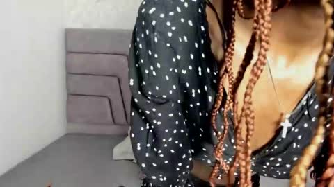 Vicky  online show from October 29, 2025, 7:26 pm