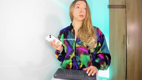 D A N I online show from July 1, 2026, 3:19 am