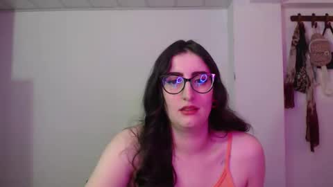 Victoria online show from April 1, 2026, 8:39 pm