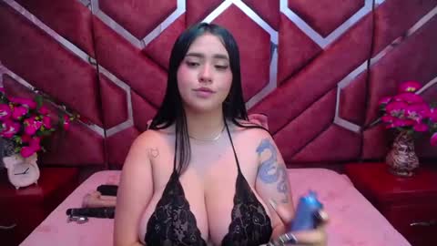 Snapshot of victoria_rossy_ chatting on January 28, 2025, 4:52 pm Victoria online show from January 28, 2025, 4:52 pm