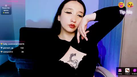 Victoria online show from April 16, 2026, 9:39 pm