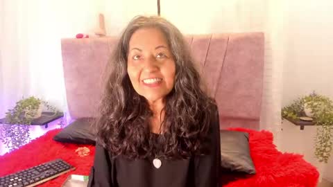victoriaa_anderson_ online show from June 3, 2026, 2:33 pm