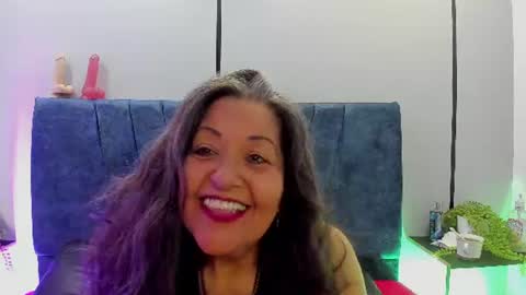 victoriaa_anderson_ online show from June 20, 2026, 1:25 pm