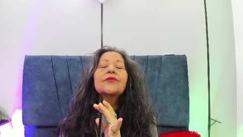 victoriaa_anderson_ online show from July 14, 2026, 1:39 pm