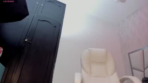 Victoria Sofia online show from June 12, 2026, 8:19 pm