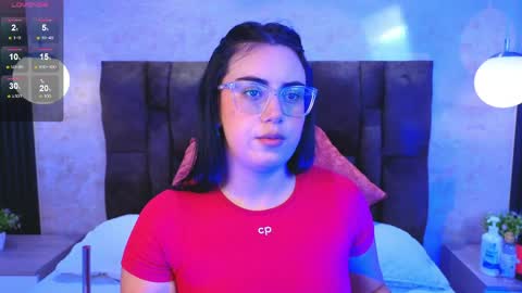 Snapshot of victoriaandrade chatting on April 25, 2026, 11:24 am Victoria Andrade online show from April 25, 2026, 11:24 am