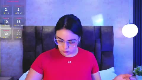Snapshot of victoriaandrade chatting on May 28, 2026, 12:46 pm Victoria Andrade online show from May 28, 2026, 12:46 pm