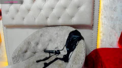 Snapshot of victoriaarousse25 chatting on March 12, 2025, 5:24 am victoriaarousse online show from March 12, 2025, 5:24 am