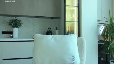 Snapshot of victoriafalls chatting on May 13, 2026, 4:32 am Miss V online show from May 13, 2026, 4:32 am