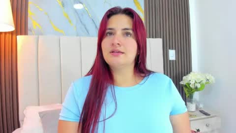 Snapshot of victoriaguzman_ chatting on June 2, 2026, 5:15 pm Victoria online show from June 2, 2026, 5:15 pm