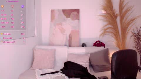 Victoria online show from April 14, 2026, 3:45 am