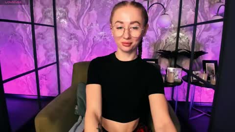 Snapshot of victorialight chatting on April 30, 2026, 6:31 am Victoria online show from April 30, 2026, 6:31 am